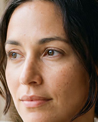 The same crop at high strength, skin texture over-etched